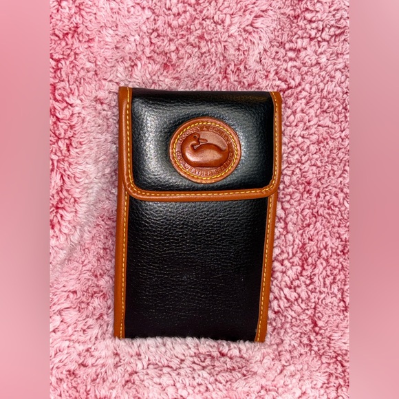Vintage New Dooney & Bourke Pebble Grain Leather Crossbody Wallet Organizer